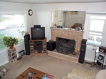 4th image of 1770 Redondo Ave