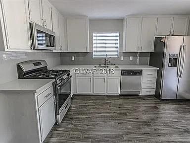 3rd image of 1737 Carita Ave