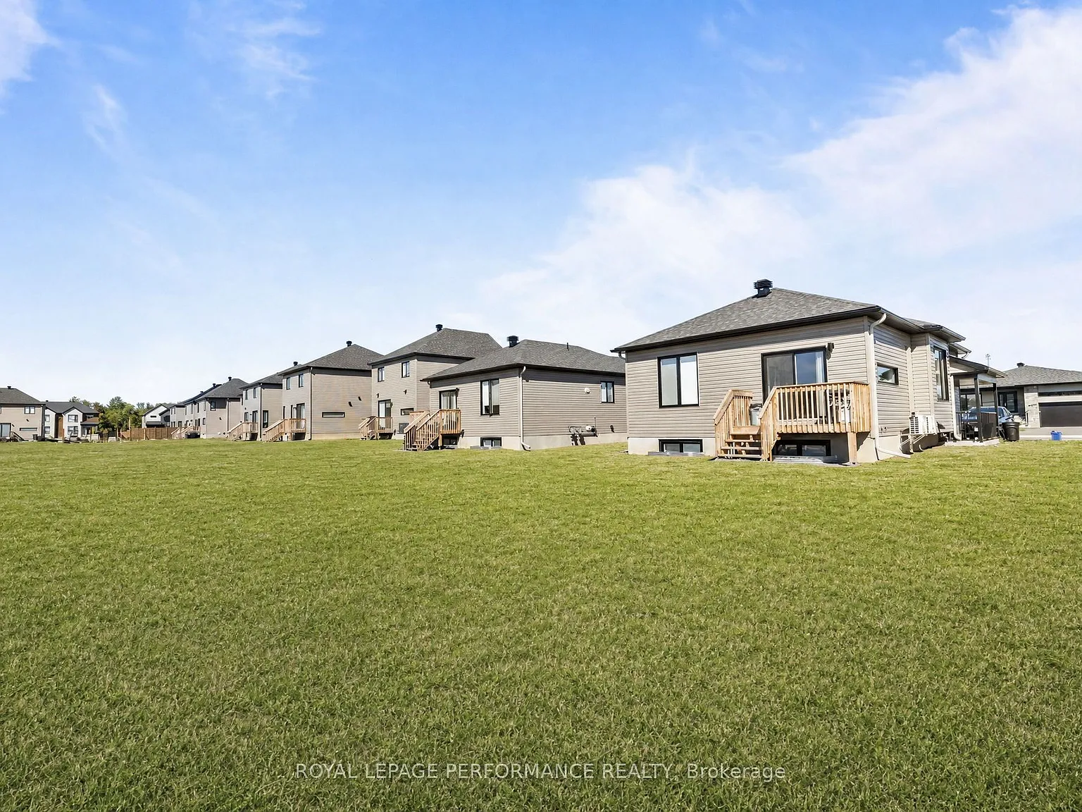 2 bed, $2,200 — Photo 4