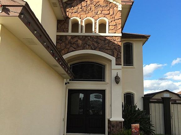 4th image of 4140 Westland Dr #12