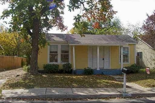 1st image of 434 W VERNE ST