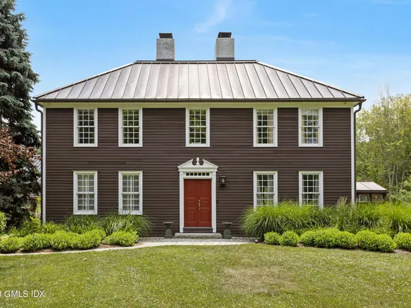 52 Locust Rd, Greenwich, CT 06831