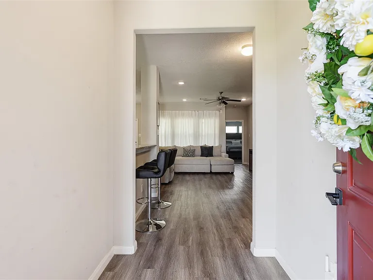 1222 Road 5102 — Photo 4