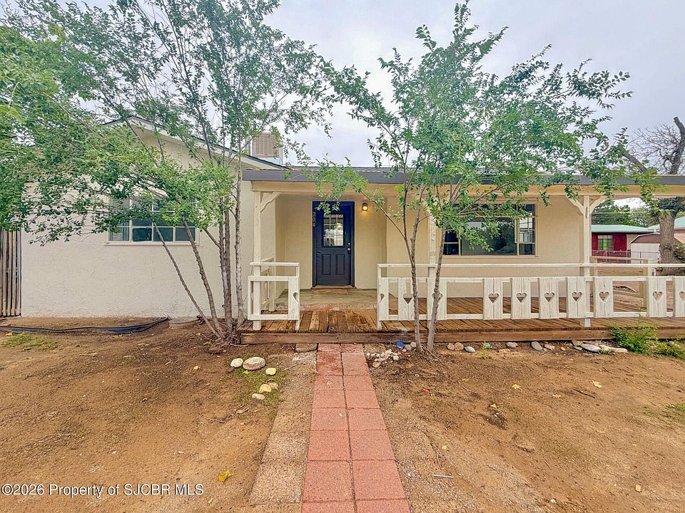1st image of 204 Hermosa Dr
