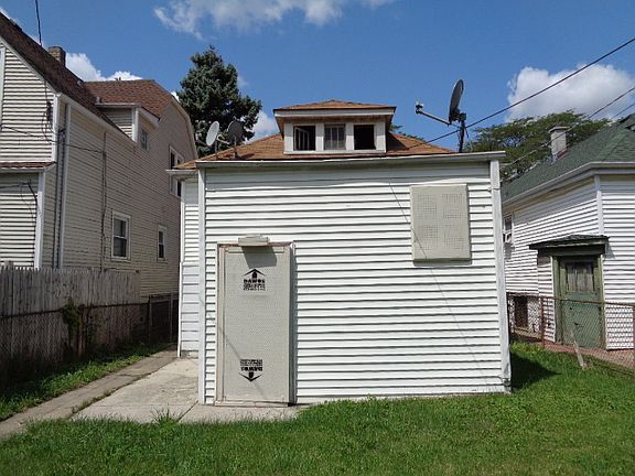 2nd image of 7329 S Hermitage Ave