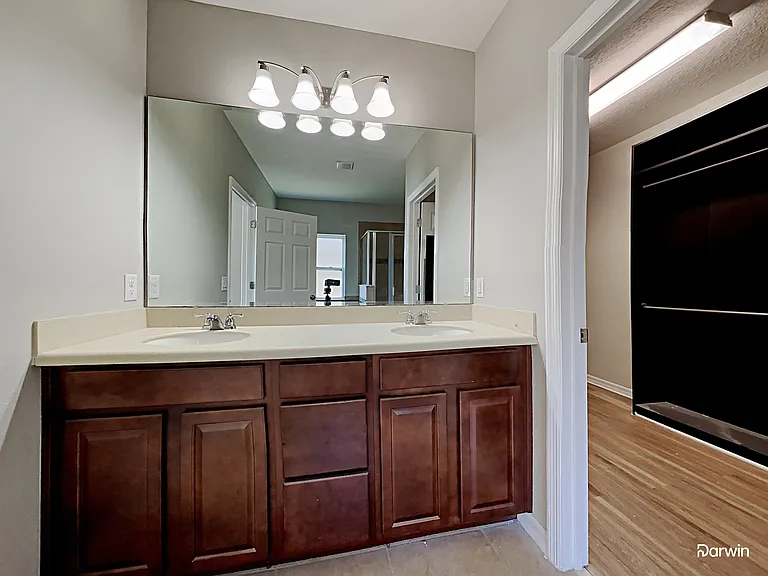 434 Salamanca Rd — Photo 6