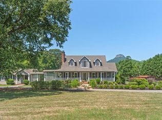 1110 Scenic View Dr, Pinnacle, NC 27043