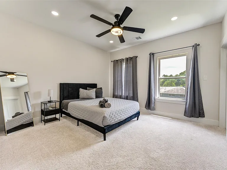6835 Weston St #A — Photo 26