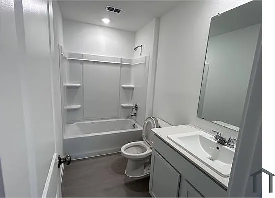 3037 Tokara St — Photo 15