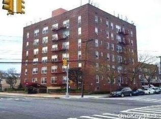 222-89 Braddock Ave #6B, Bellerose, NY 11426