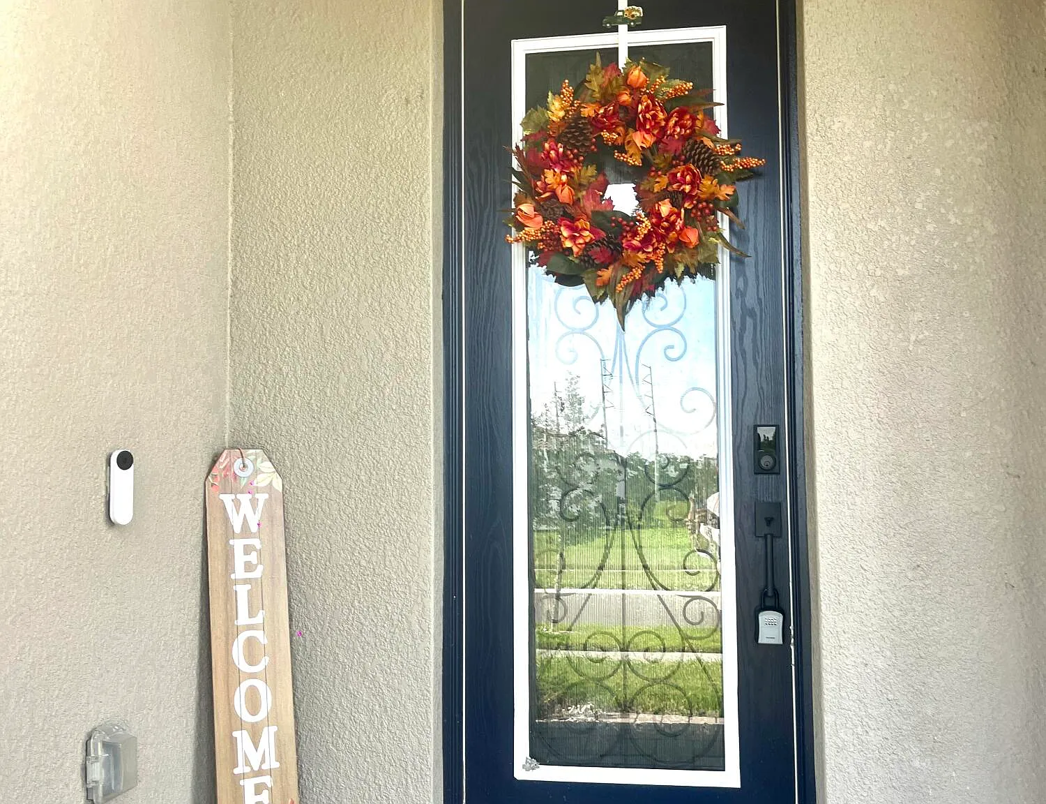 5 bed, 4.0 bath, 4602 sqft, $4,950 — Photo 2