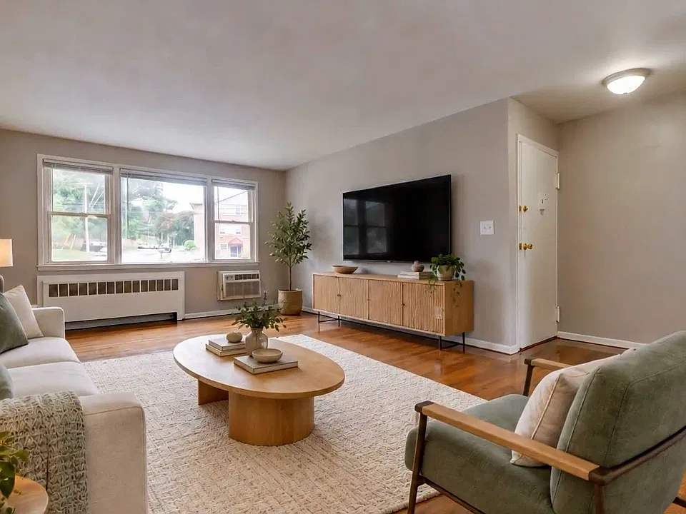 Riverhill Apartments