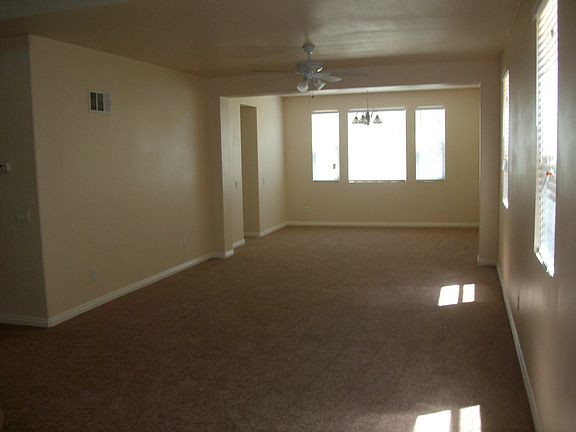 2nd image of 29406 Spencer Dr