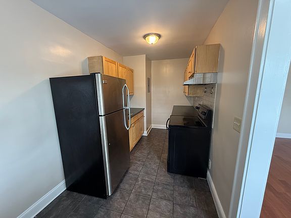 2nd image of 8 Howard Ave #2B