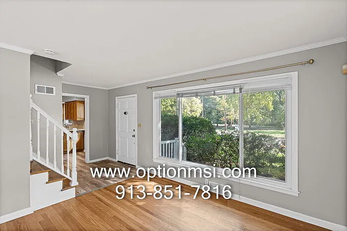 4 bed, 2.5 bath, 1794 sqft, $2,425 — Photo 4