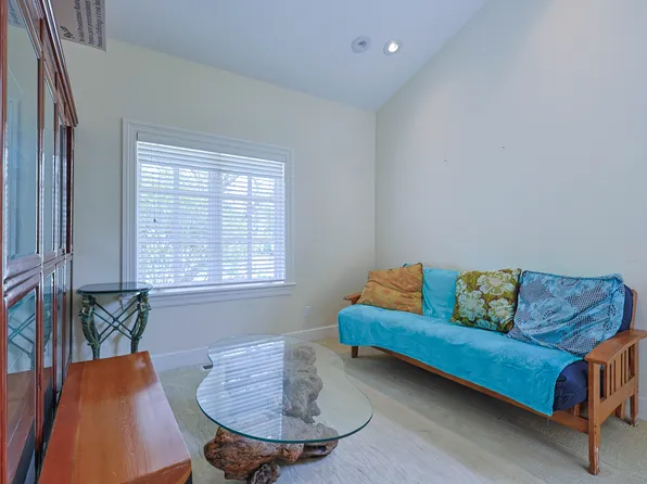 12775 Viscaino Rd #Adu, Los Altos, CA 94022