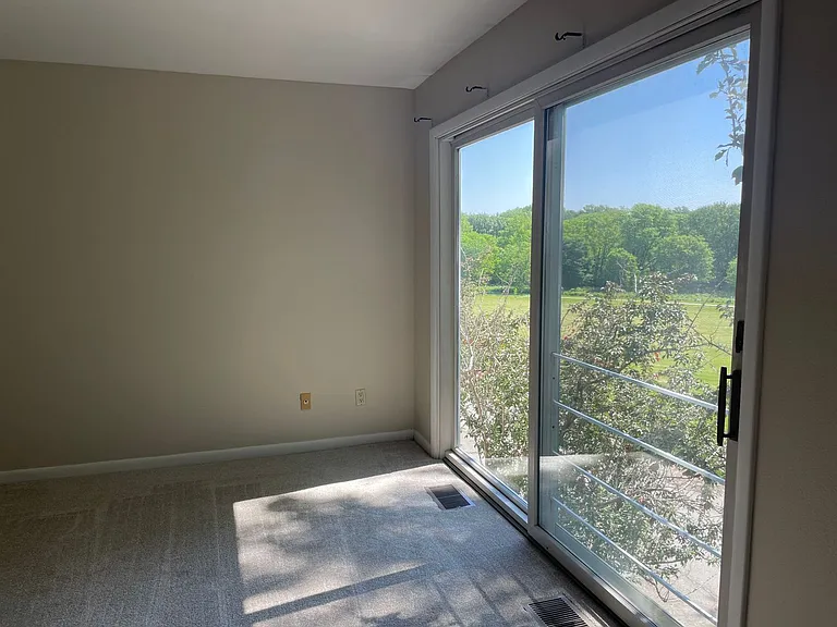 1160 Cambria Ct — Photo 10