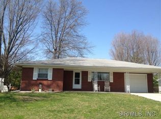1103 Cherry Ln, Sparta, IL