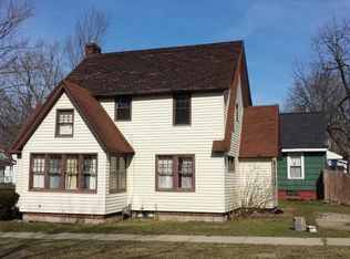 1320 6th St, Muskegon, MI 49441