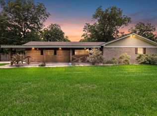 15454 Main St, Hamshire, TX 77622