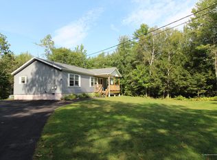 28 Back Searsport Rd, Belfast, ME 04915