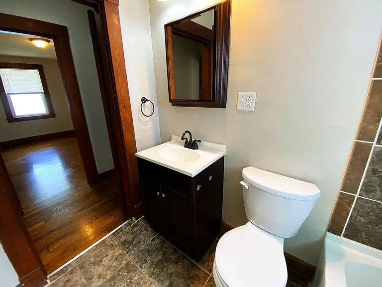 610 Sherwood Ave — Photo 26