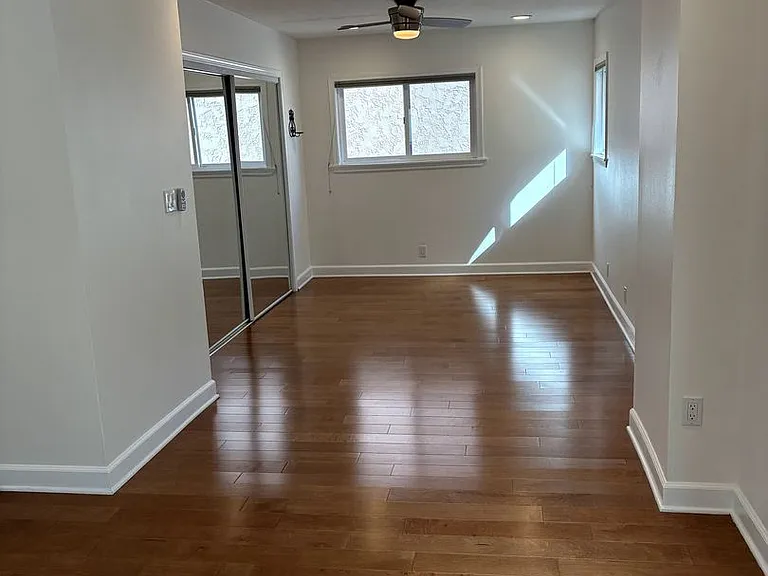 3853 Sunset Ln — Photo 24