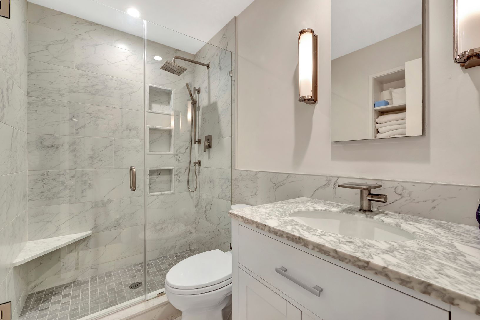  Marble Bath