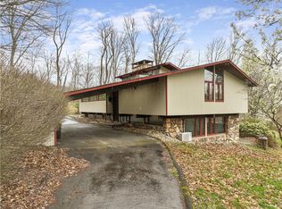 1310 Isabella Rd, Connellsville, PA 15425