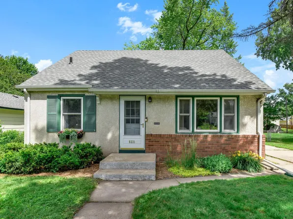 8221 Blaisdell Ave S, Bloomington, MN 55420