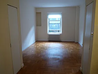 Rented by Raz Realty
