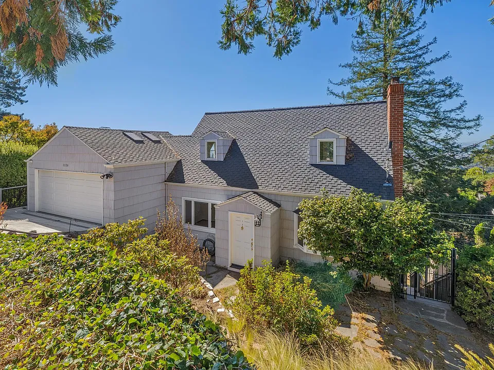5538 Balboa Dr