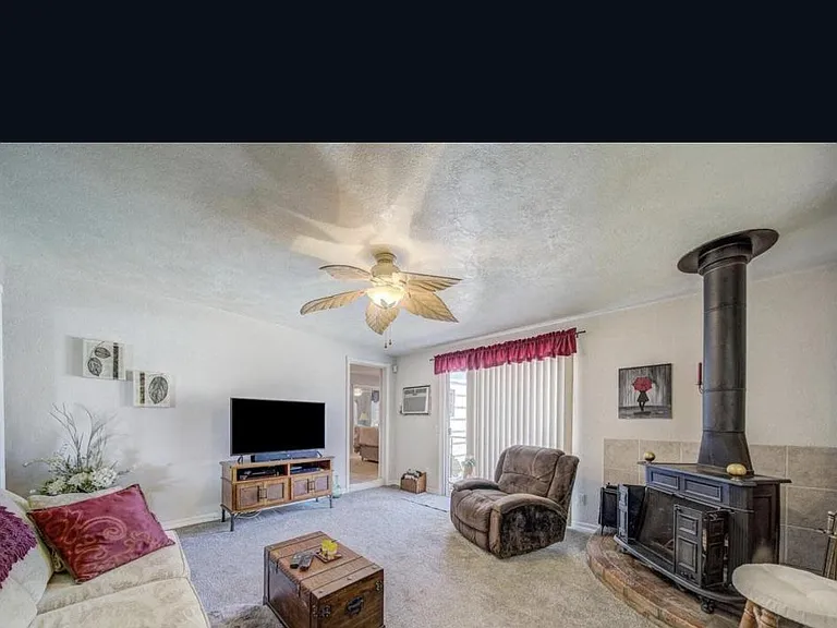 2125 Juliesse Ave — Photo 8