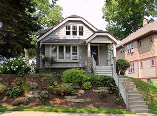 3239 S Illinois Ave, Milwaukee, WI 53207