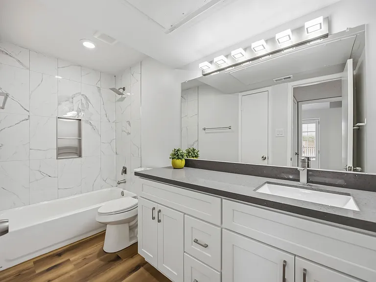 2121 Hepburn St #1212 — Photo 9