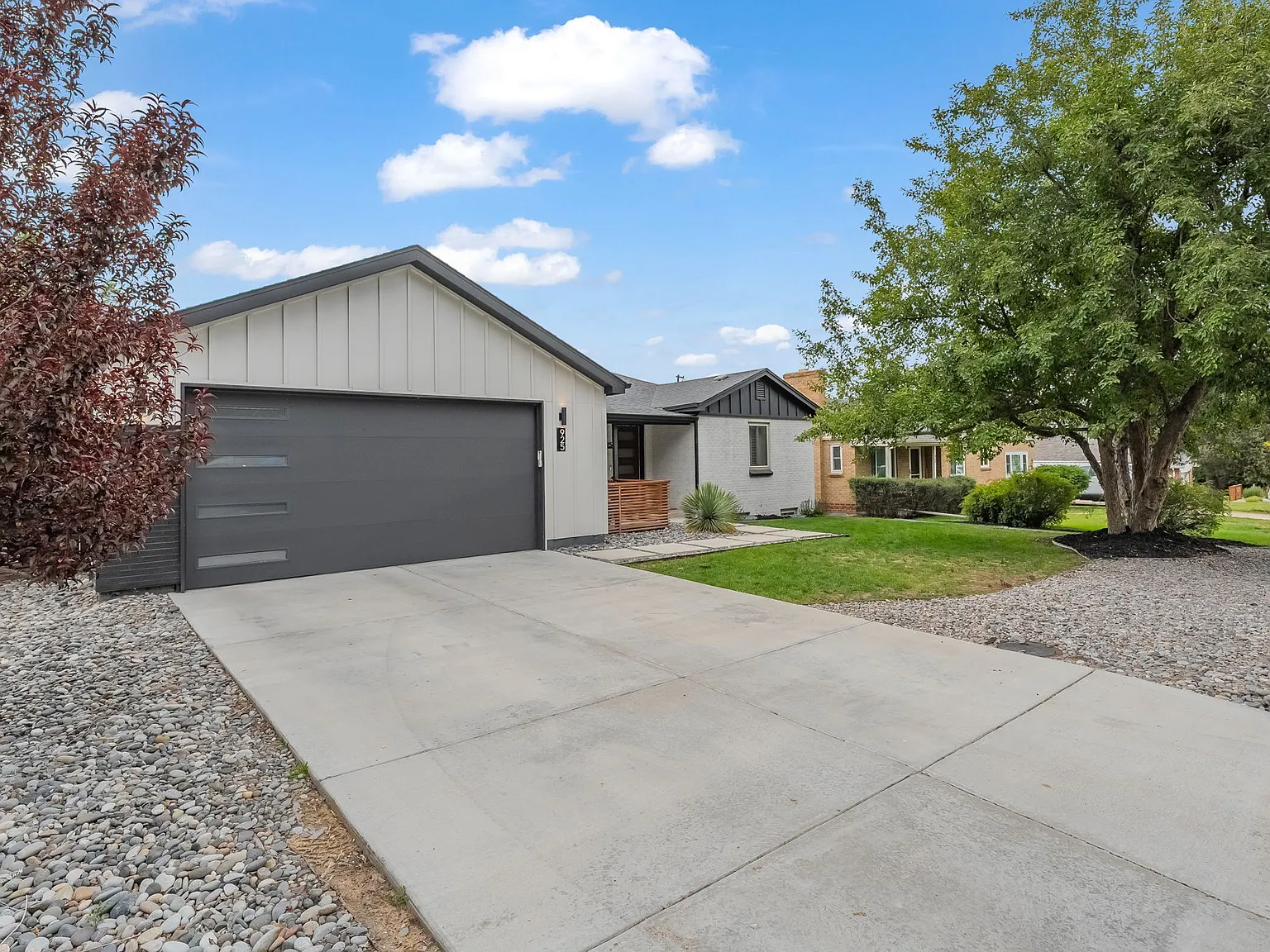 5 bed, 3394 sqft, $4,395 — Photo 1