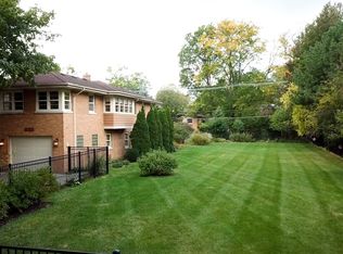 1042 Lathrop Ave, River Forest, IL 60305