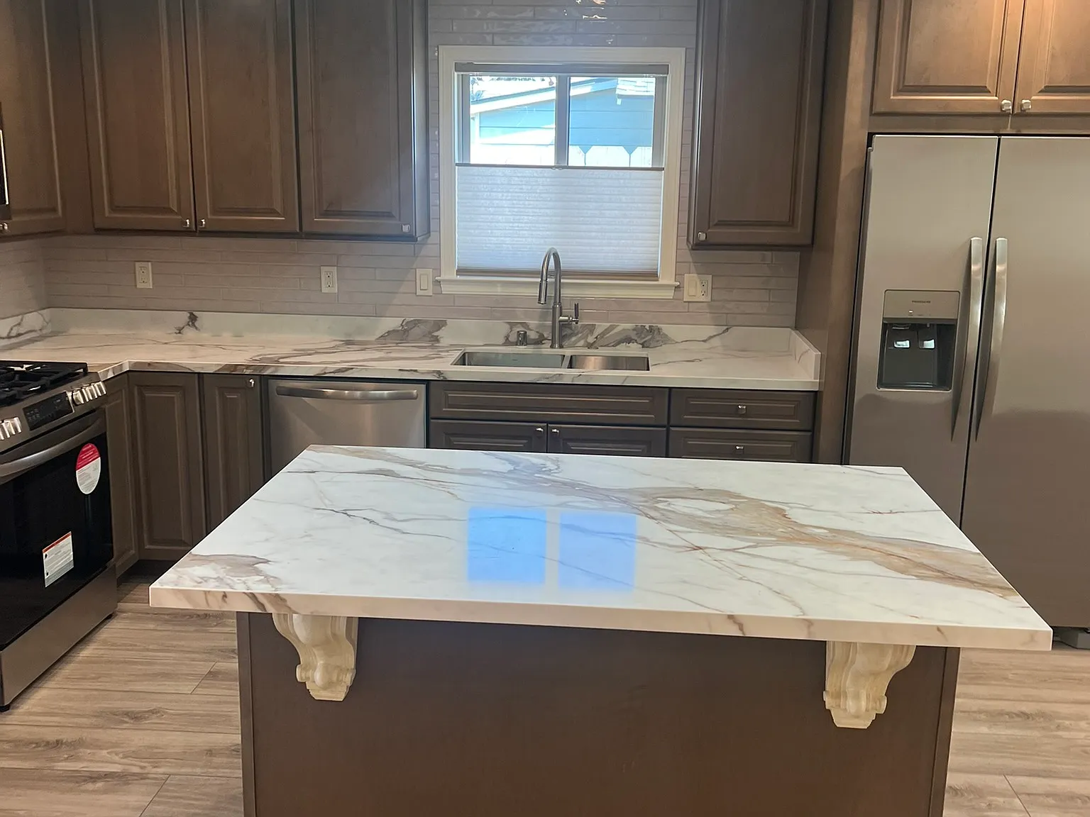 3 bed, 1900 sqft, $4,500 — Photo 3