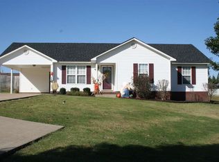 95 W Wind Dr, Newbern, TN 38059