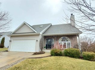1504 Noel Dr, Metamora, IL