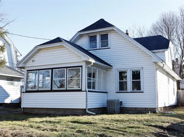 37 Broderick Dr, Rochester, NY 14622