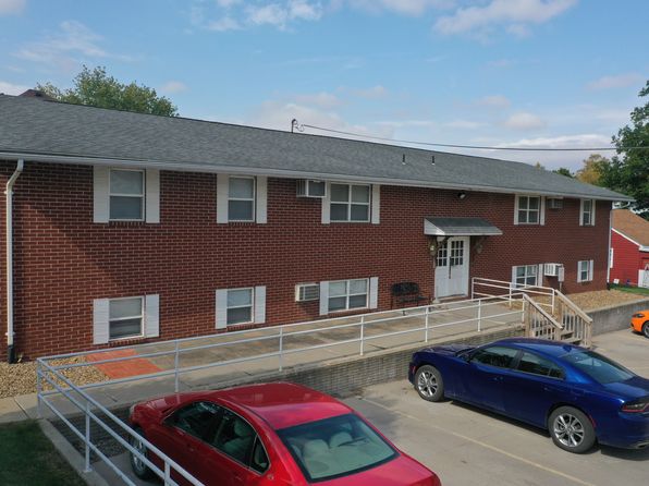 406 W State St #7, Williamsburg, IA 52361