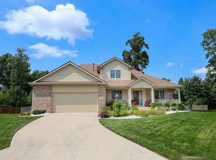 8224 Sunny Hill Cv, Fort Wayne, IN 46804