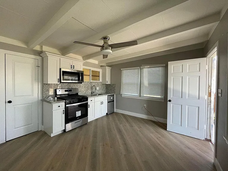 1032 California St — Photo 8