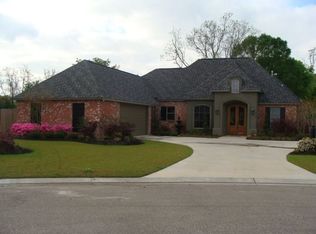 40049 Summer Wind Ave, Prairieville, LA 70769