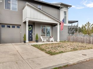 552 NE 3rd Ave, Canby, OR 97013