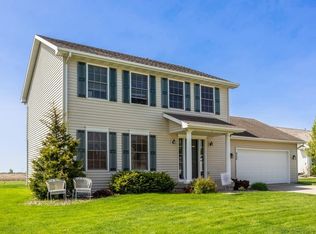 908 Cherokee St, Nevada, IA 50201