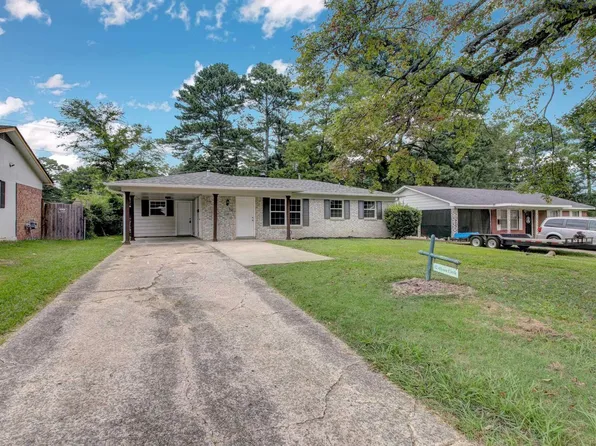 12 Allyson Cir, Little Rock, AR 72209