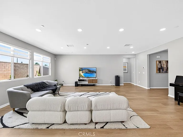 9521 Venetian Way — Photo 41