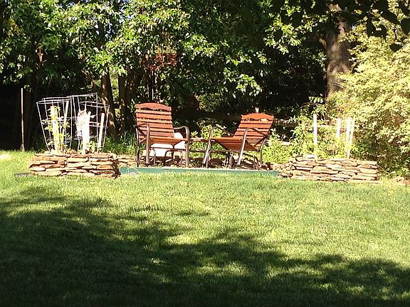 private sitting area back ya